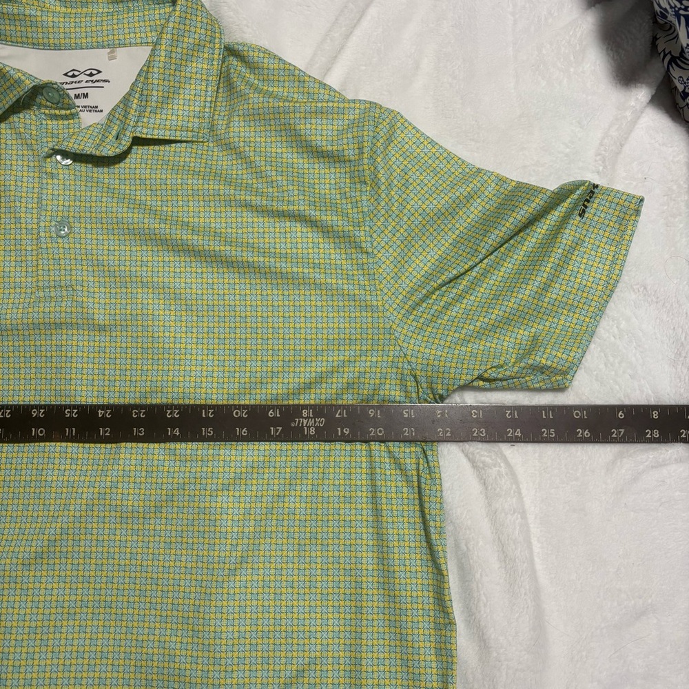 Snake Eyes Green Polo Shirt with Classic Design and Relaxed Fit Size Medium - Picture 2 of 4